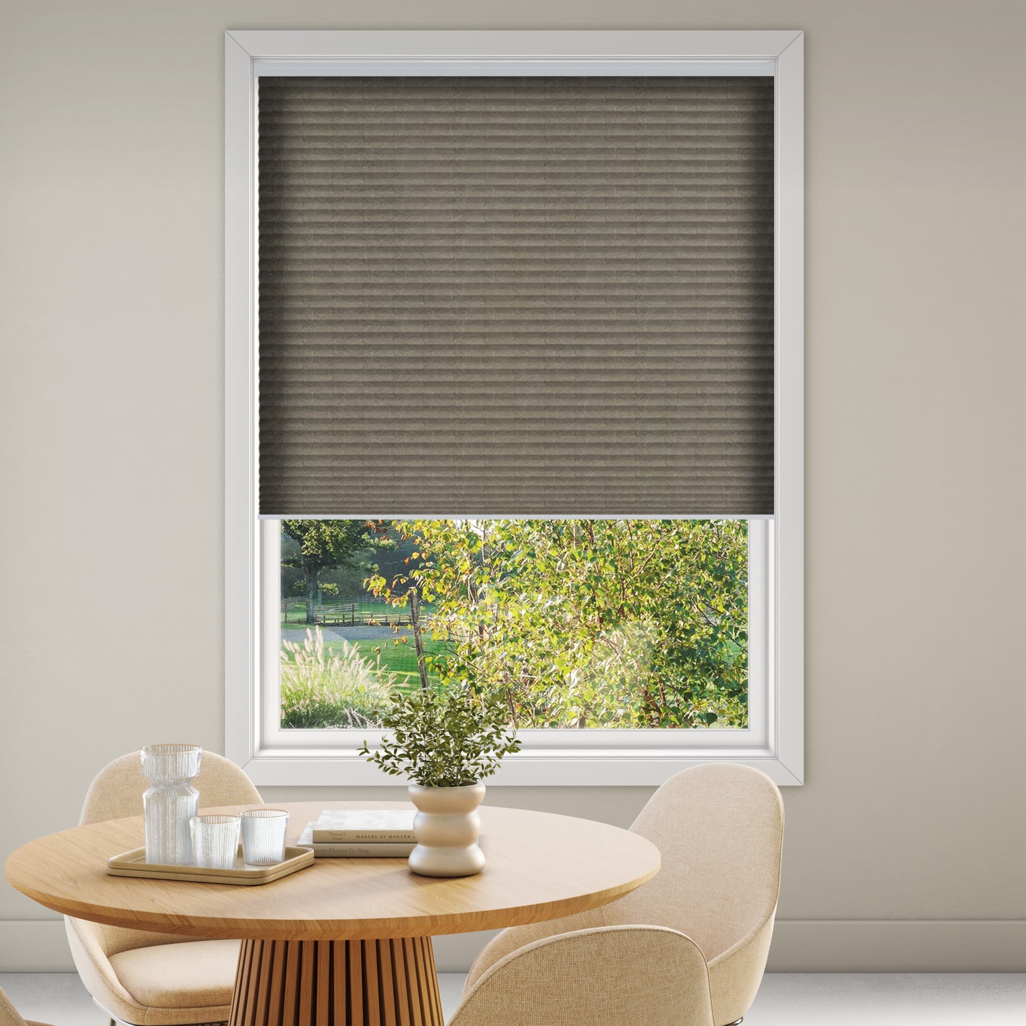 Brodie Geo Re-Life 1940 Pleated Blind