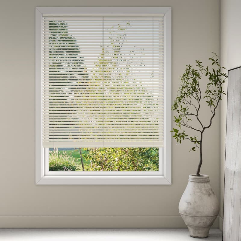 Java 8315 Wood Venetians