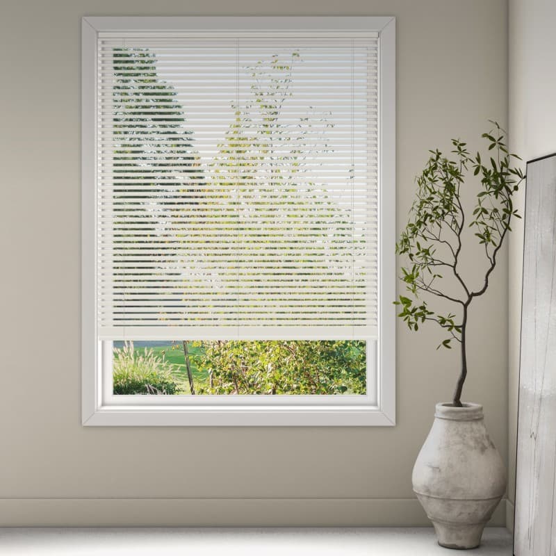 Java 8372 Wood Venetians