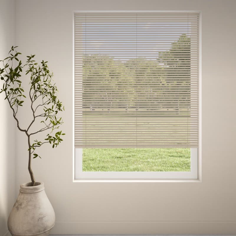 Uni 0858 Metal Venetians