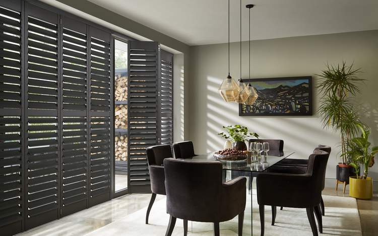 Luxaflex® zwarte shutters