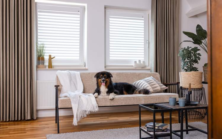 Gordijnen in combinatie met shutters