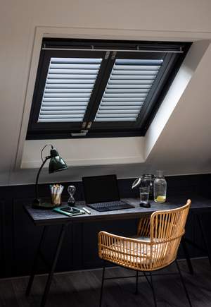 Dakraam zwarte shutters | LPN 9550