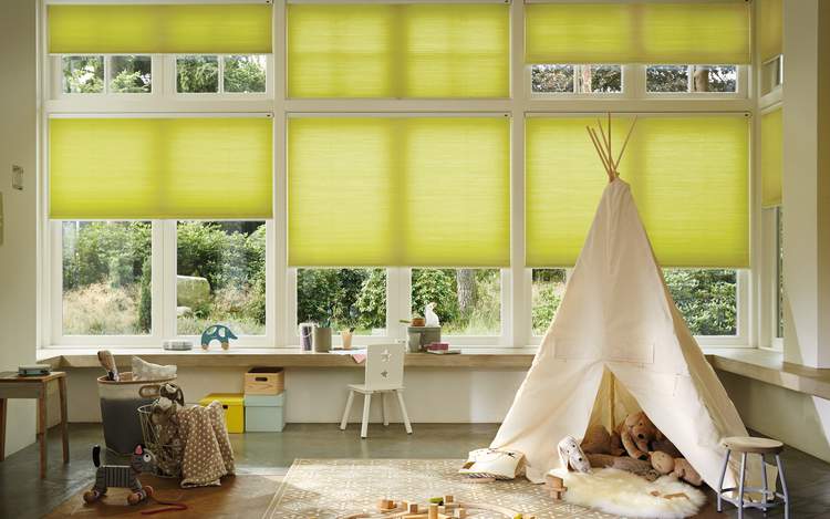 Gele Duette® Shades van Luxaflex®