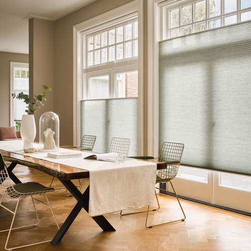 In de genade van Minimaal voering Op zoek naar Duette® Shades op maat?| Luxaflex® - luxaflex.nl