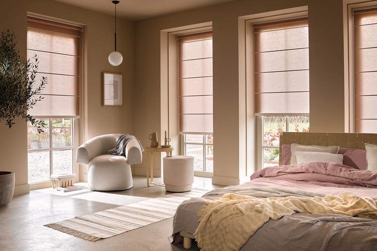 Spelen met licht en kleur: Luxaflex Lightline® rolgordijnen