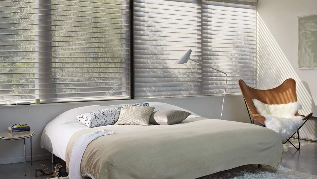 Luxaflex® Silhouette® shades | LPN 5316