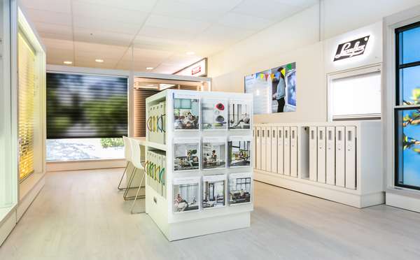 Dealer image