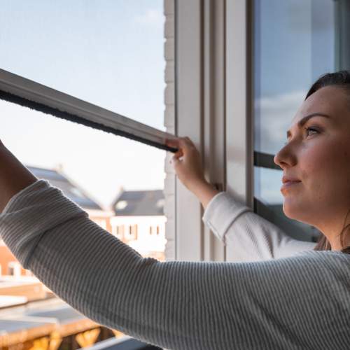 Rolhor Luxaflex in de slaapkamer